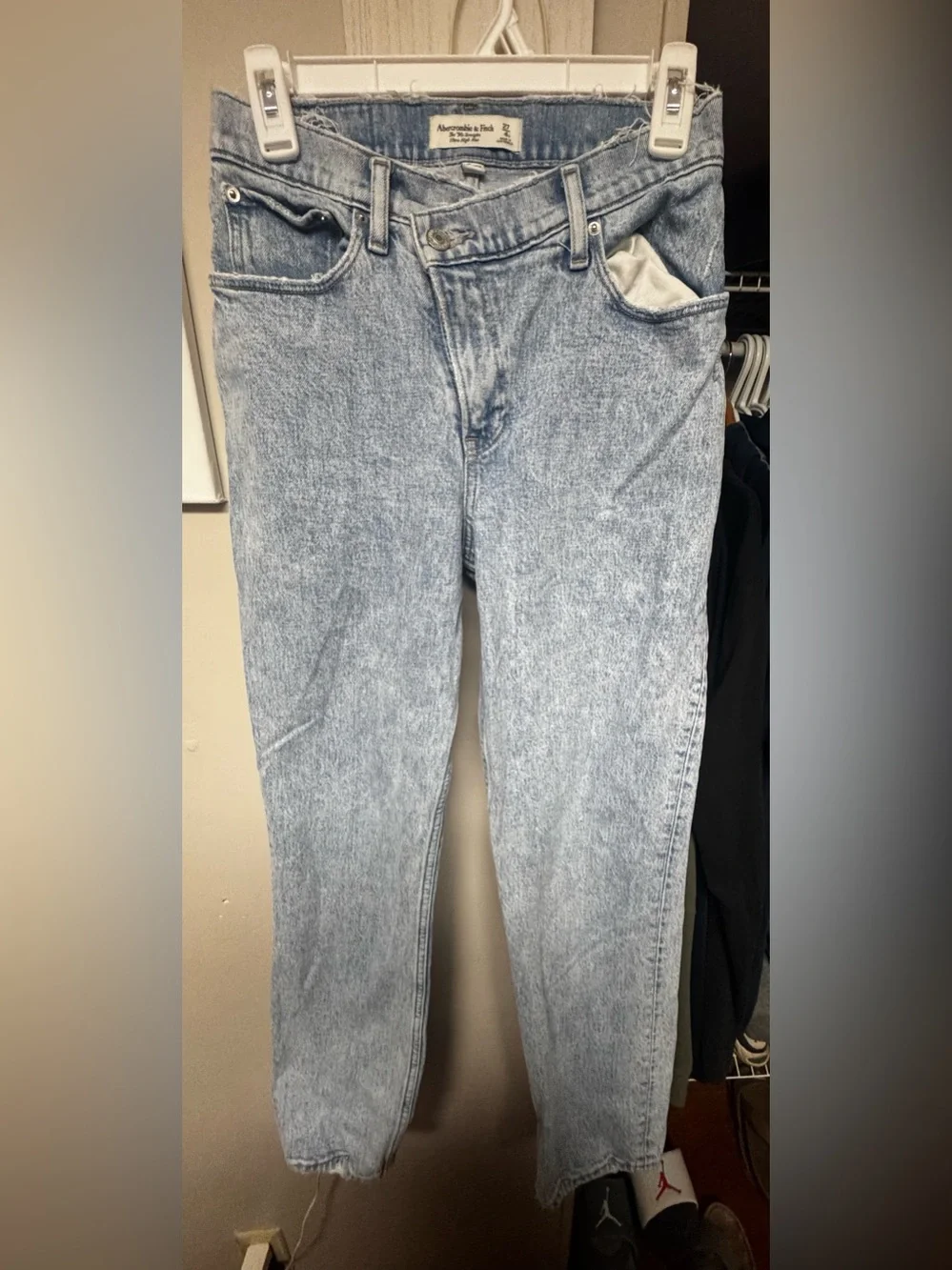 Abercrombie & Fitch Curve Love 90s Straight Ultra High Rise Criss Cross Jeans 27 - Picture 8 of 9